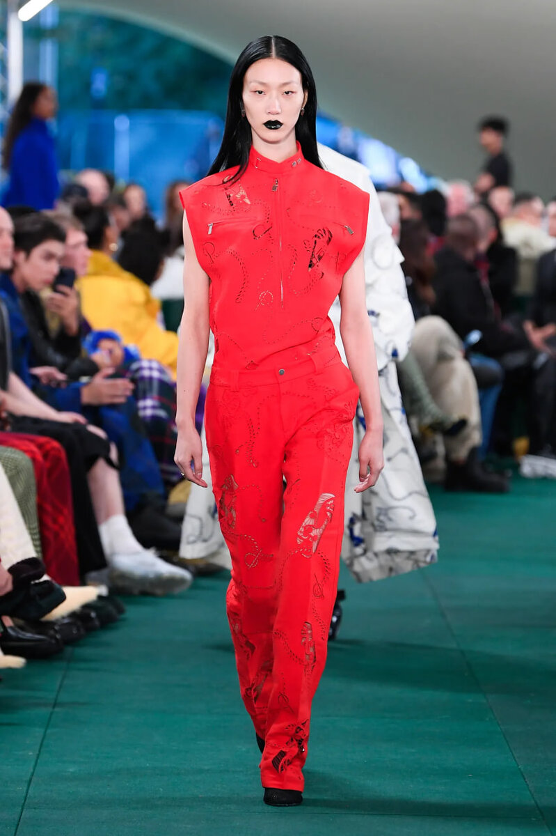 Burberry PV24