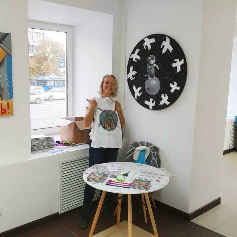    Екатерина Кушнер была помощницей директора группы "Пикник"Соцсети группы "Пикник"