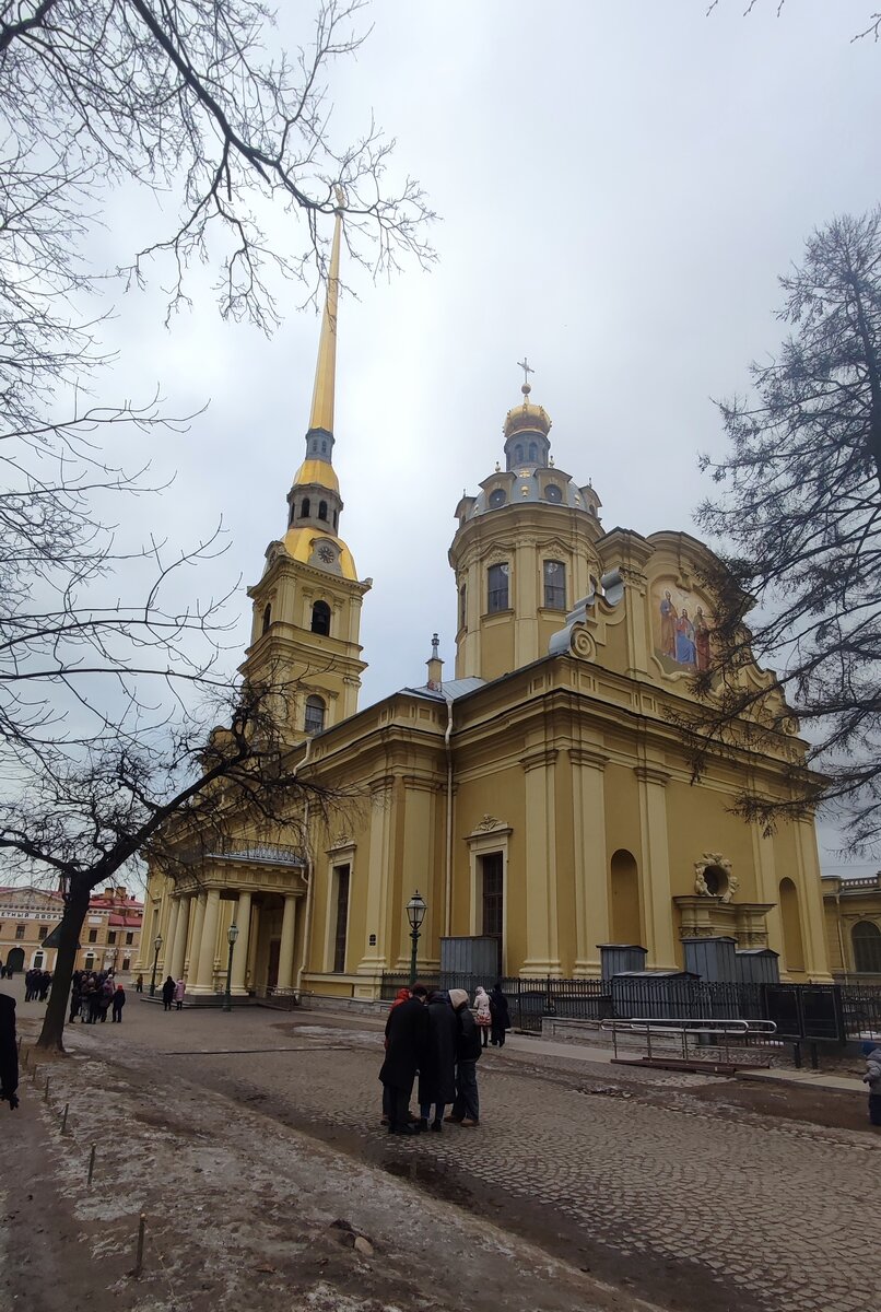 Петропавловский собор.