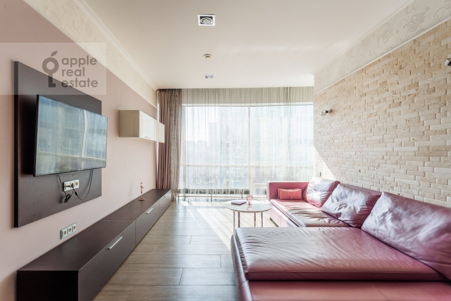 Фото из архива Apple Real Estate