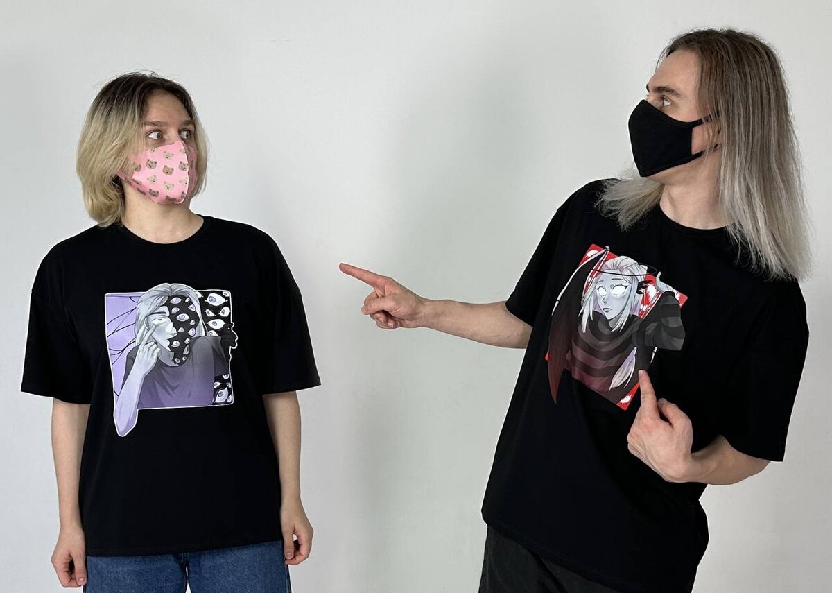 Схожесть UlyankaRainbow (слева) и Yoshi (справа). Источник: ТГК «канал для хорошисиков»