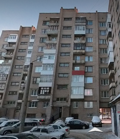 Дзержинского, 13. 4-й подъезд.