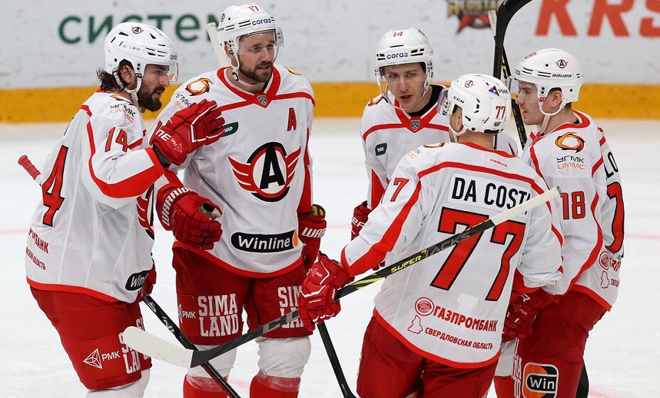мартемьянов вывел сибирь в плей офф. автомобилист. уральское дерби кхл. с кем играет автомобилист в плей офф. угмк арена хк автомобилист.