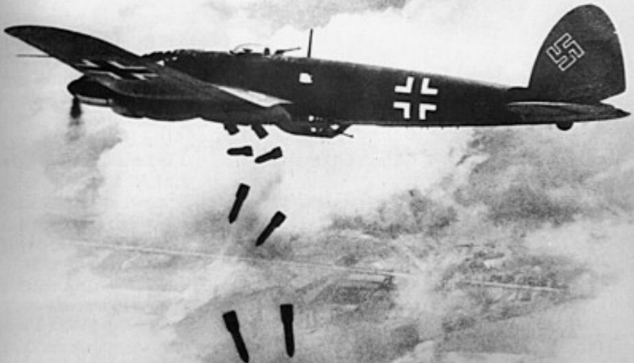 Полярный медведь. Белый пушистый медведь. Где живот белый медведь. Я крашу медведей в белый цвет. Я крашу медведей в белый цвет.