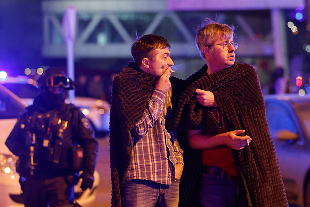 женщина то в жар то в холод