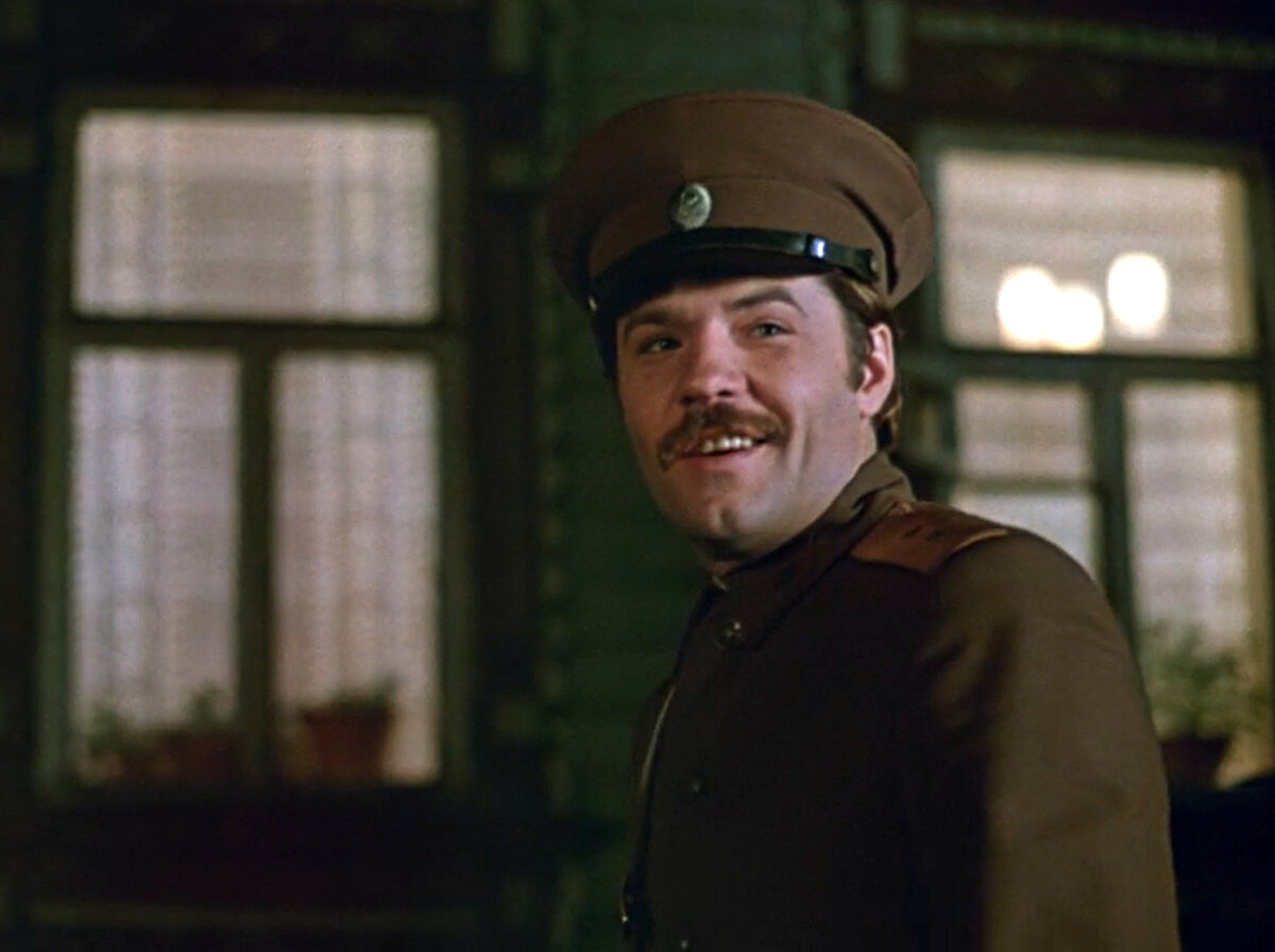 Кадр из кинофильма "Дамы приглашают кавалеров", 1980 г., режиссер Иван Киасашвили, сценаристы Александр Бородянский, Карен Шахназаров, композитор Богдан Троцюк (скриншот) 