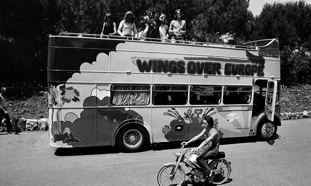 Туровый автобус WINGS 