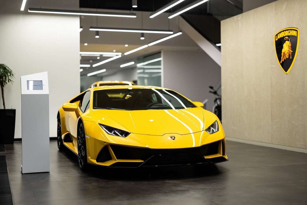 Россиянам снова предлагают гарантию на автомобили Lamborghini | iXBT.com |  Дзен