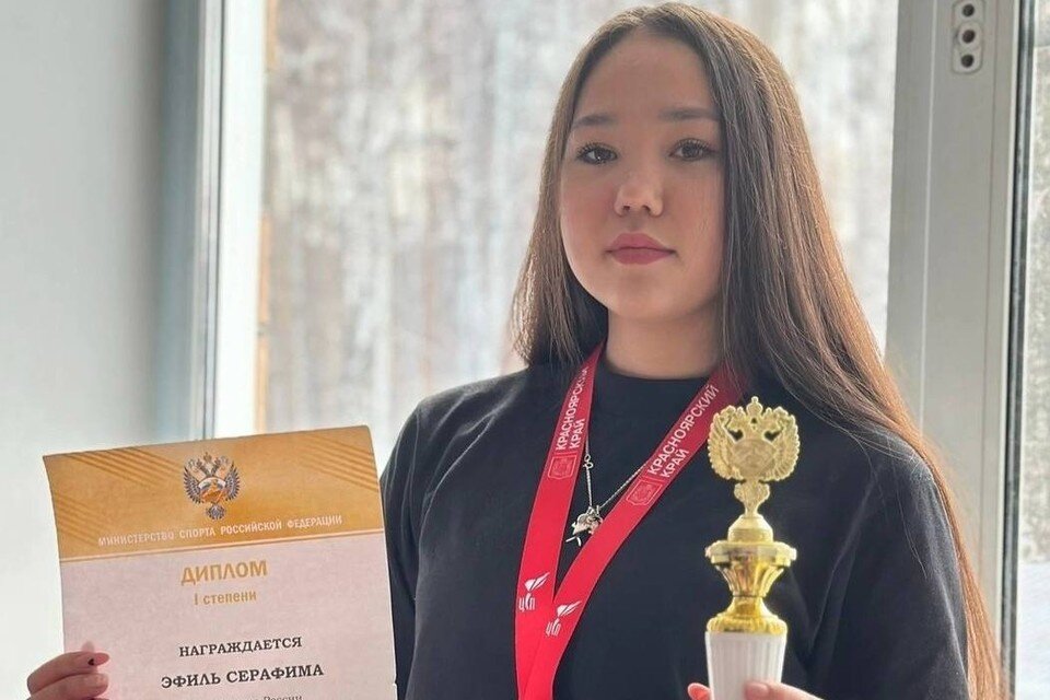    В январе 2024 года девушке присвоили звание мастера спорта по Северному многоборью. Фото: АиФ Камчатка.