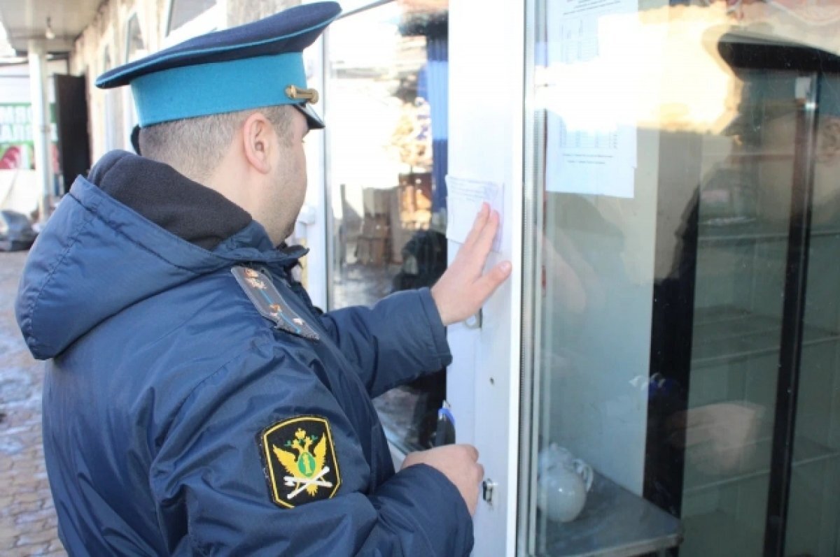    В Екатеринбурге на три месяца закрыли кафе на улице Завокзальная