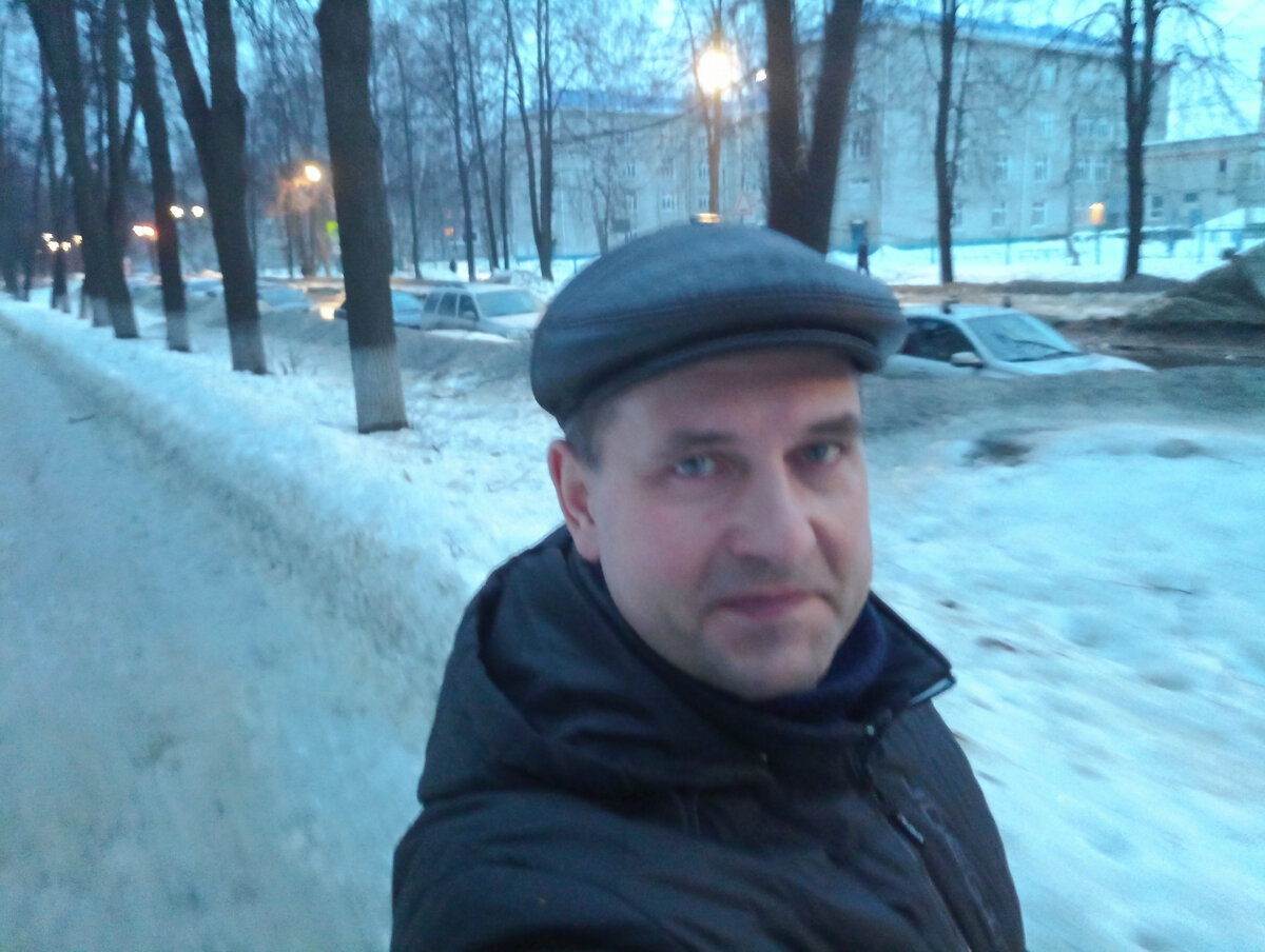 Ещё раннее утро, а светло