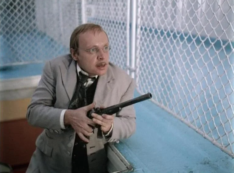 Ну так не доставайся же ты никому...