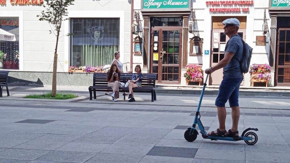    В Саратове запрещающие знаки для самокатов установят на 5 улицахНовости Саратова и области – Сетевое издание «Репортер64»
