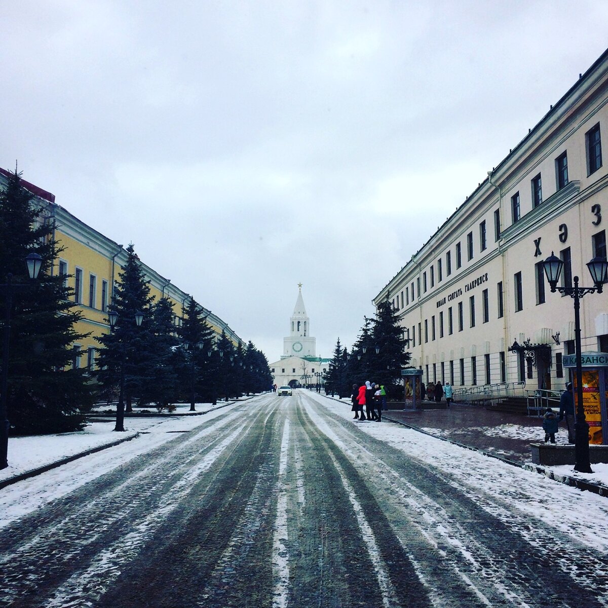 Казанский Кремль на горизонте.
