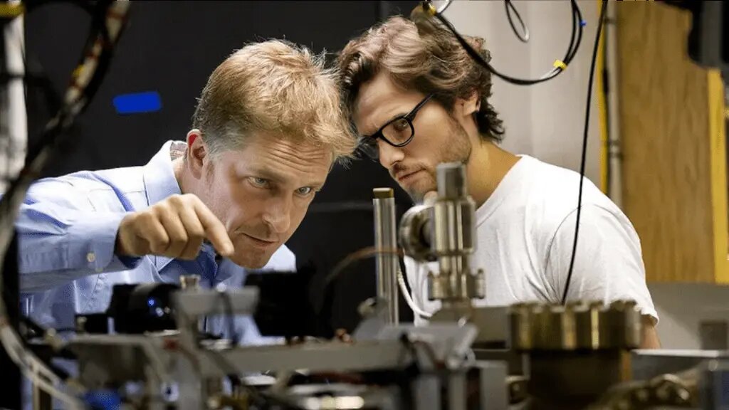 Исследователи по сей день открывают новые свойства уже известных элементов