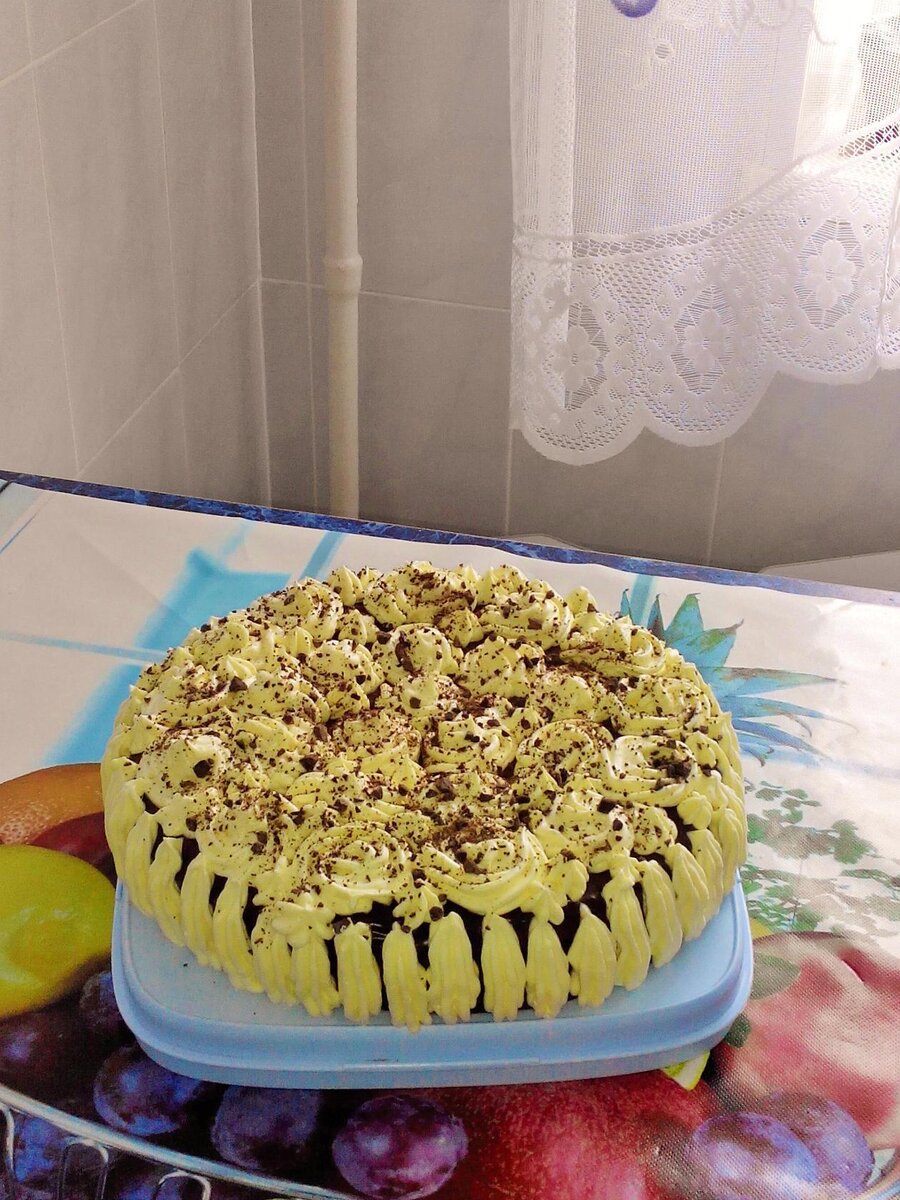 Вот такой домашний и очень вкусный тортик у меня получился! 