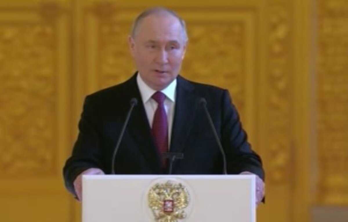    Владимир Путин встретился в Кремле со своими доверенными лицами