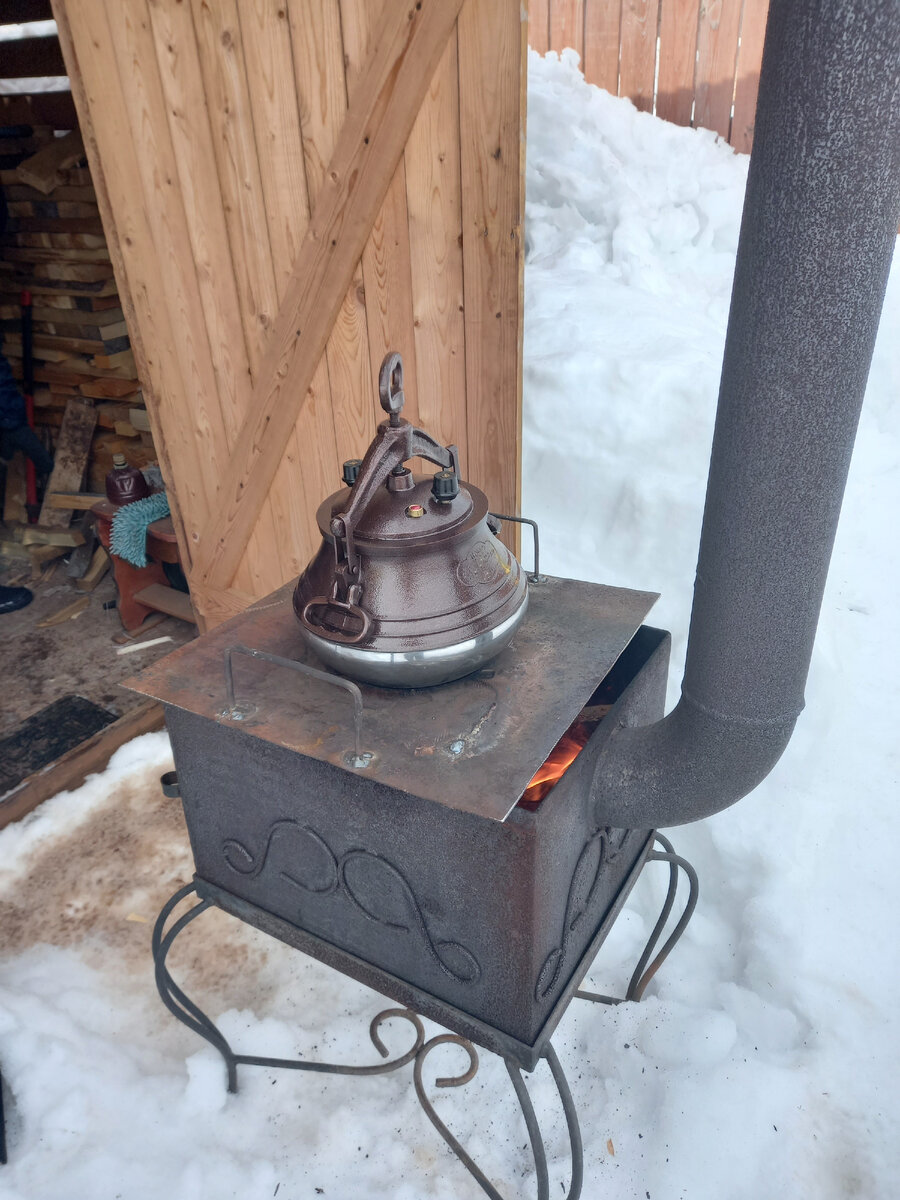 Вынесли печку...