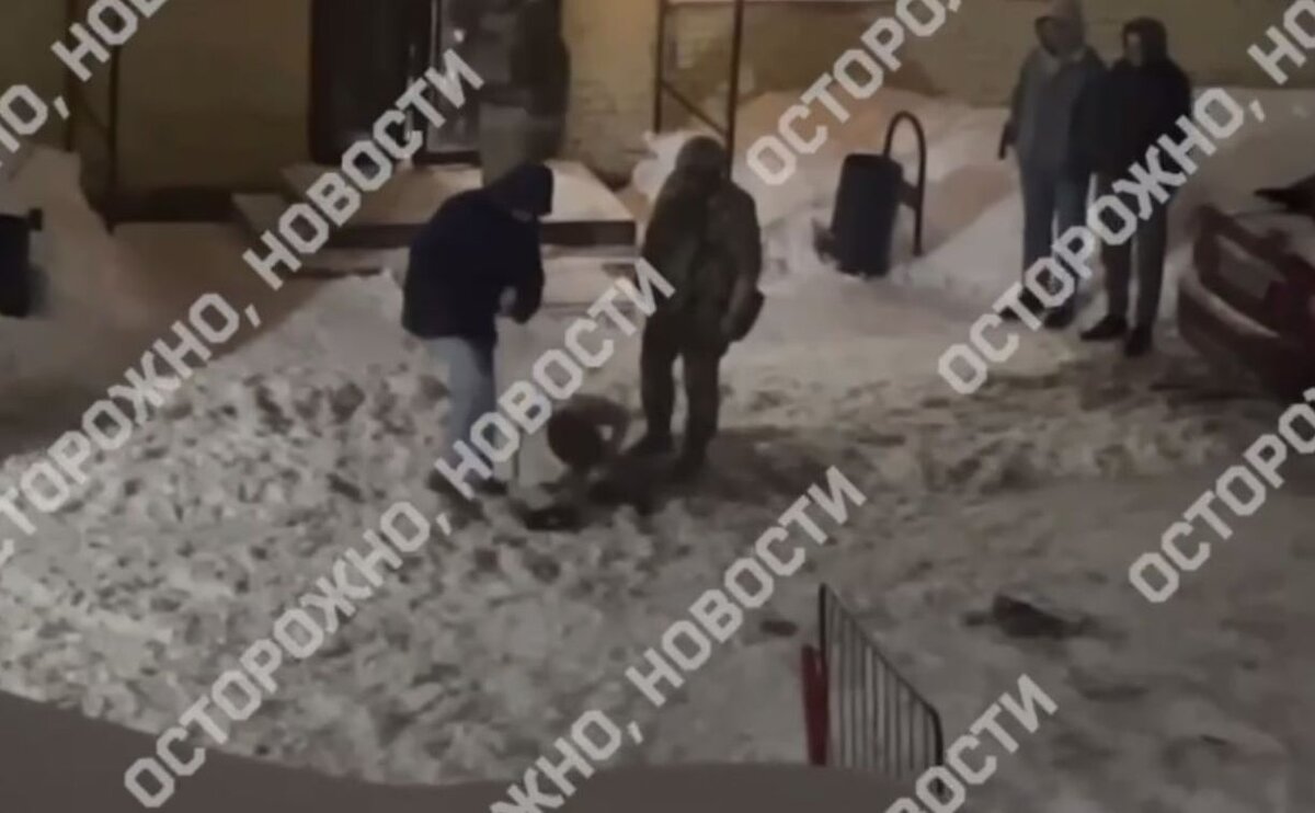 Задержания в клубе "Типография". Источник: "Осторожно, новости".