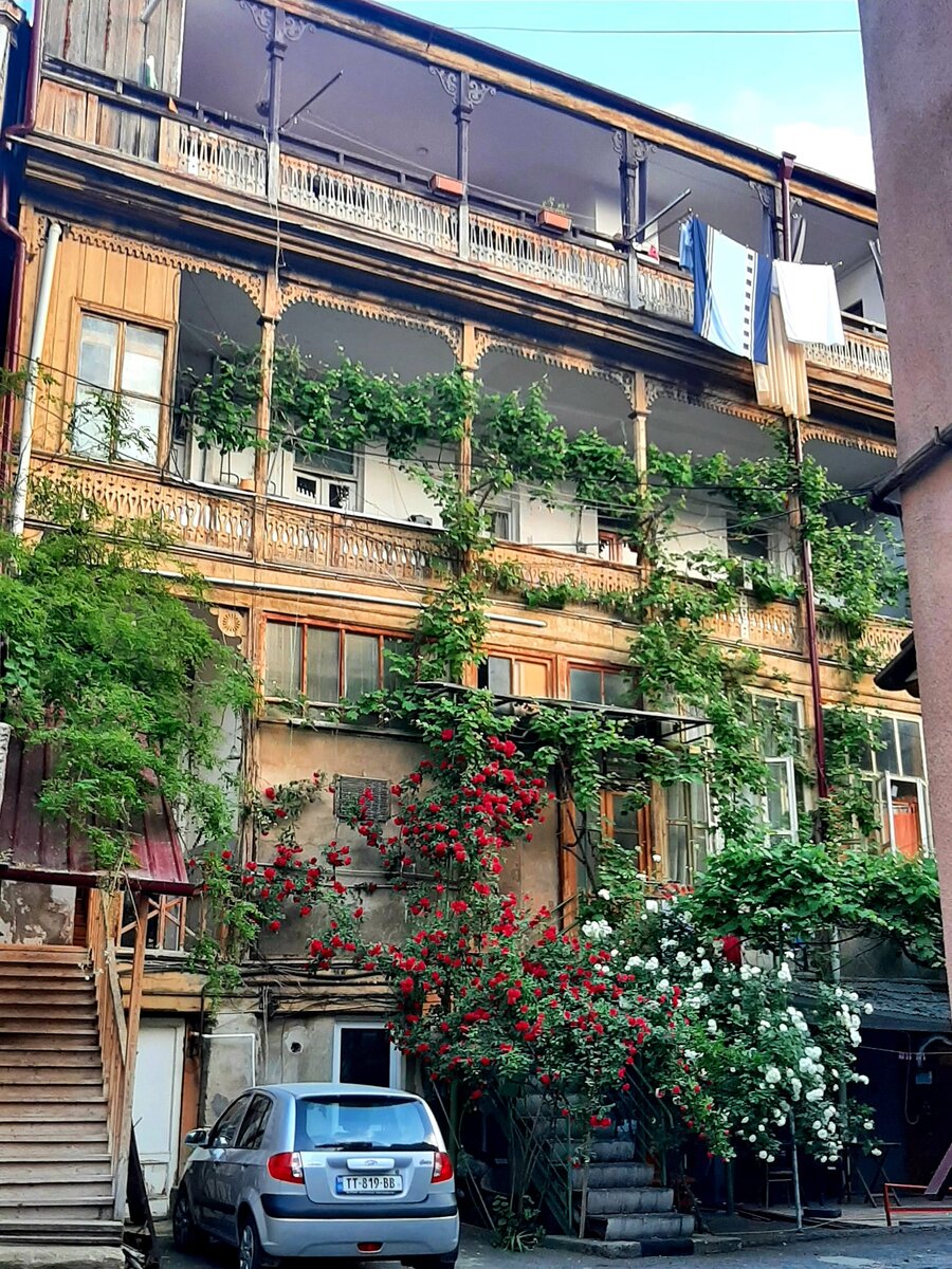 © Courtesy of Diana Antonyan