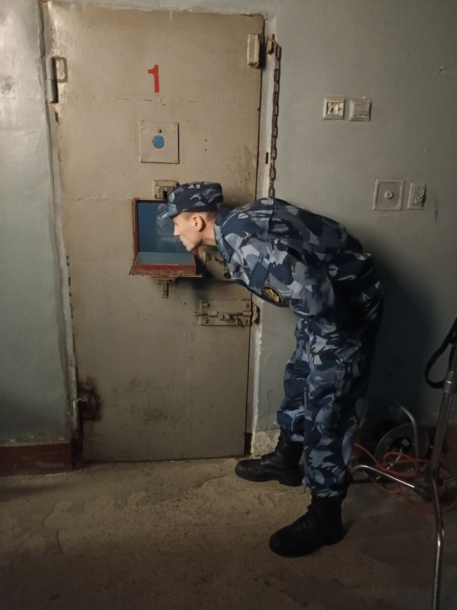 -2-2