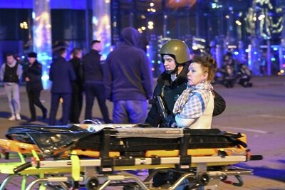    У концертного зала "Крокус Сити Холл", где произошла стрельба ©Максим Блинов РИА Новости