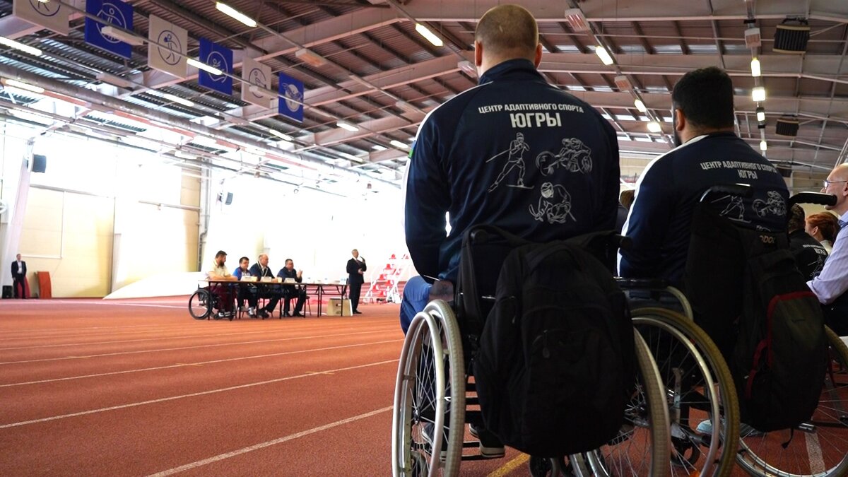    В Сургутском центре адаптивного спорта состоялся паралимпийский урок