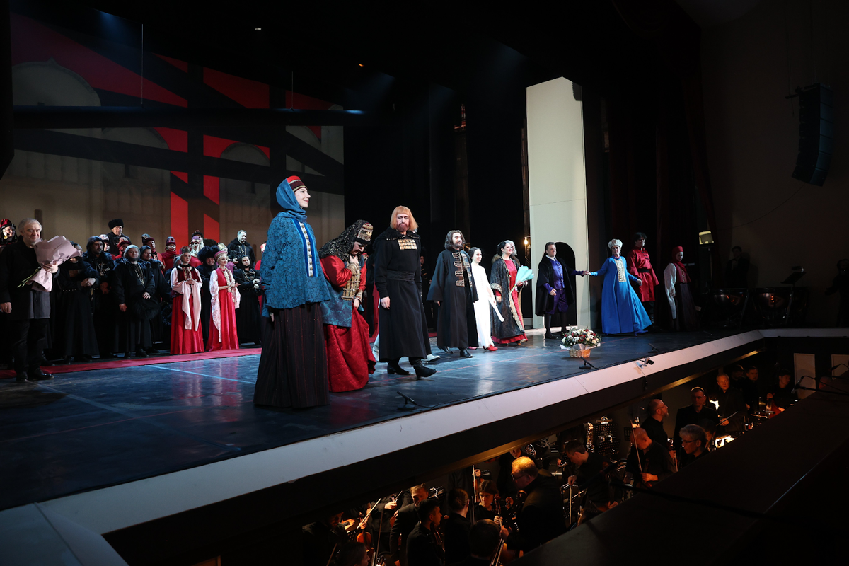 Показ «Царской невесты» в г. Тихвин  © Александр Шапунов