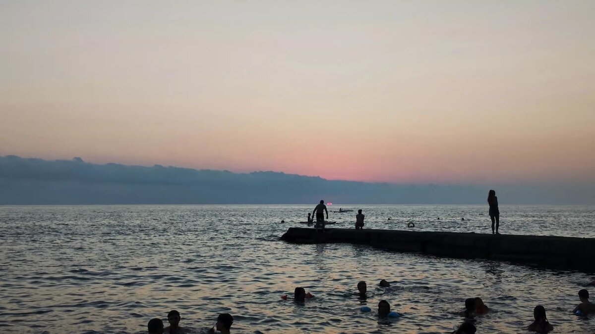     Сезон летних отпусков не за горами, и многие жители Нижнего Новгорода уже присматриваются к ценам на отдых в Сочи. Во сколько обойдется такая поездка в 2024 году, выяснил NewsNN.