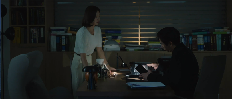 Дорама от нетфликс любовный сигнал. Our beloved summer дорама. Как воспитать врага дорама. Как воспитать врага дорама. Враги дорама.