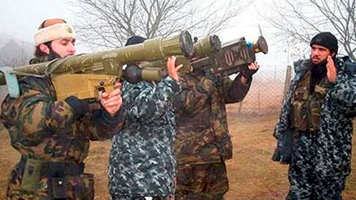 Чеченские боевики со "Стингерами". Фото: Интернет