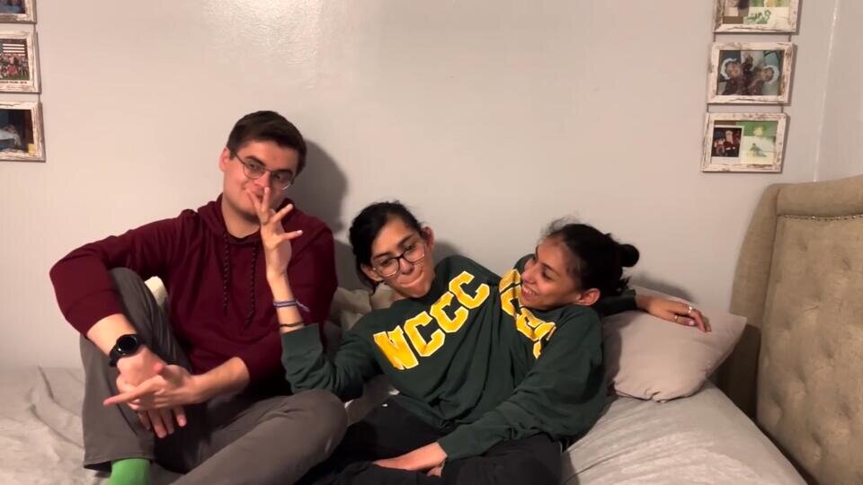 не судьба была жить. я дождусь своего счастья. не судьба была жить. не торопитесь жить стихи. многие знания умножают скорбь.