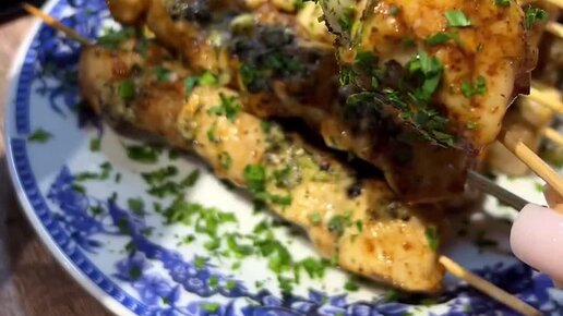 сосед с солью. если кончилась соль. приколы про жену. анекдоты про соседа и соседку. анекдот про пельмени и мужа.