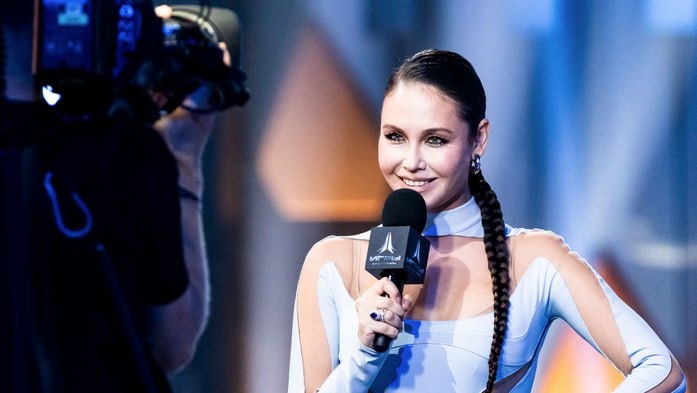 Ляйсан Утяшева на съемках шоу "Игры без границ"