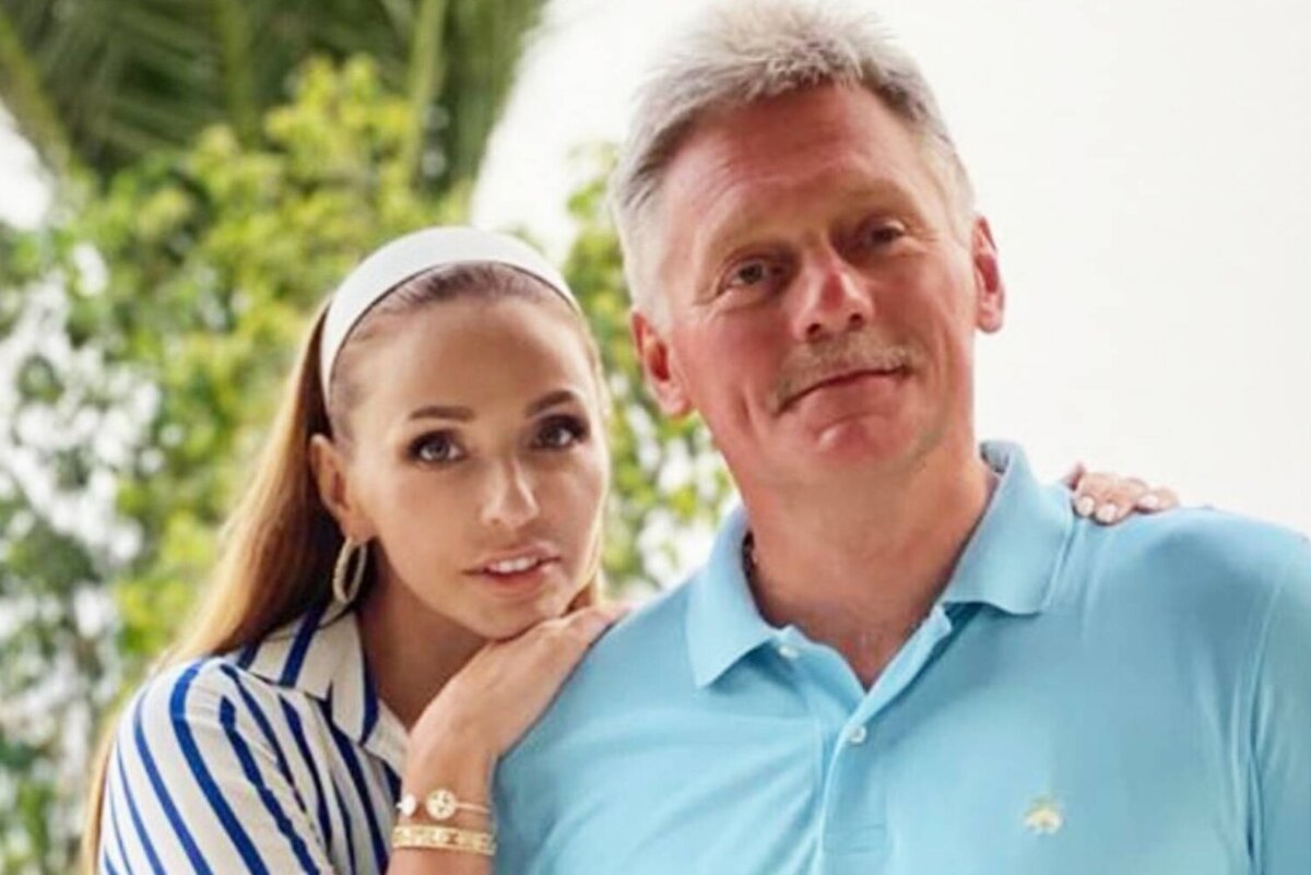     «Мою жену в 2022 году отвергли подруги, но теперь она снова с ними прекрасно общается»: Песков о Навке и ее близких