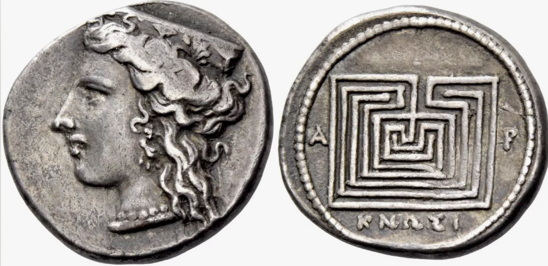 Строю лабиринт стрим. Лабиринт строй. Лабиринт строительная компания краснодар. Лабиринт из домов. Лабиринт вид сверху.