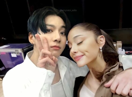 С Арианой Гранде