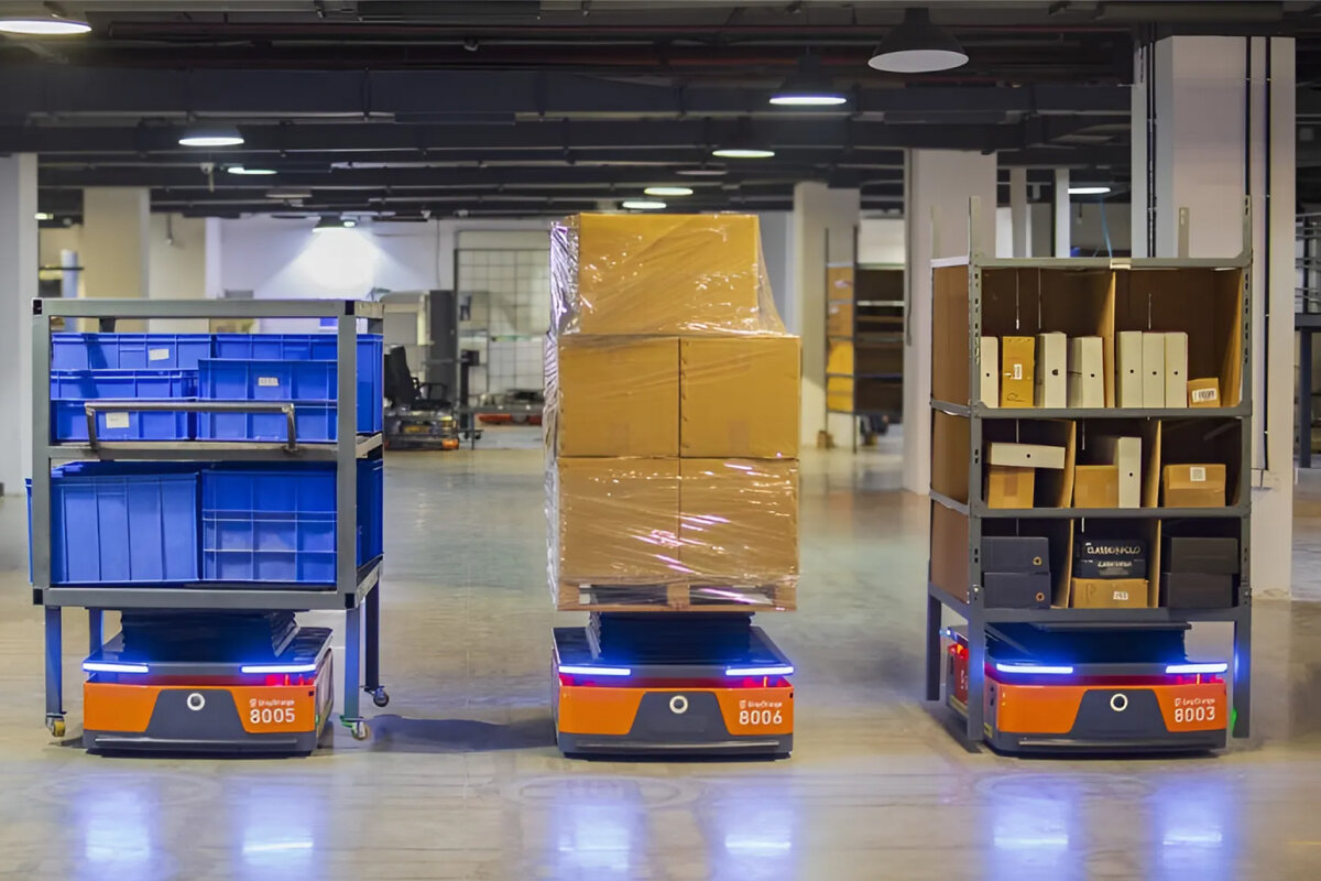 адресное хранение на складе стеллажи. хранение этикеток на складе. склад образцов товара. полки в складском помещении. адресное хранение на складе.