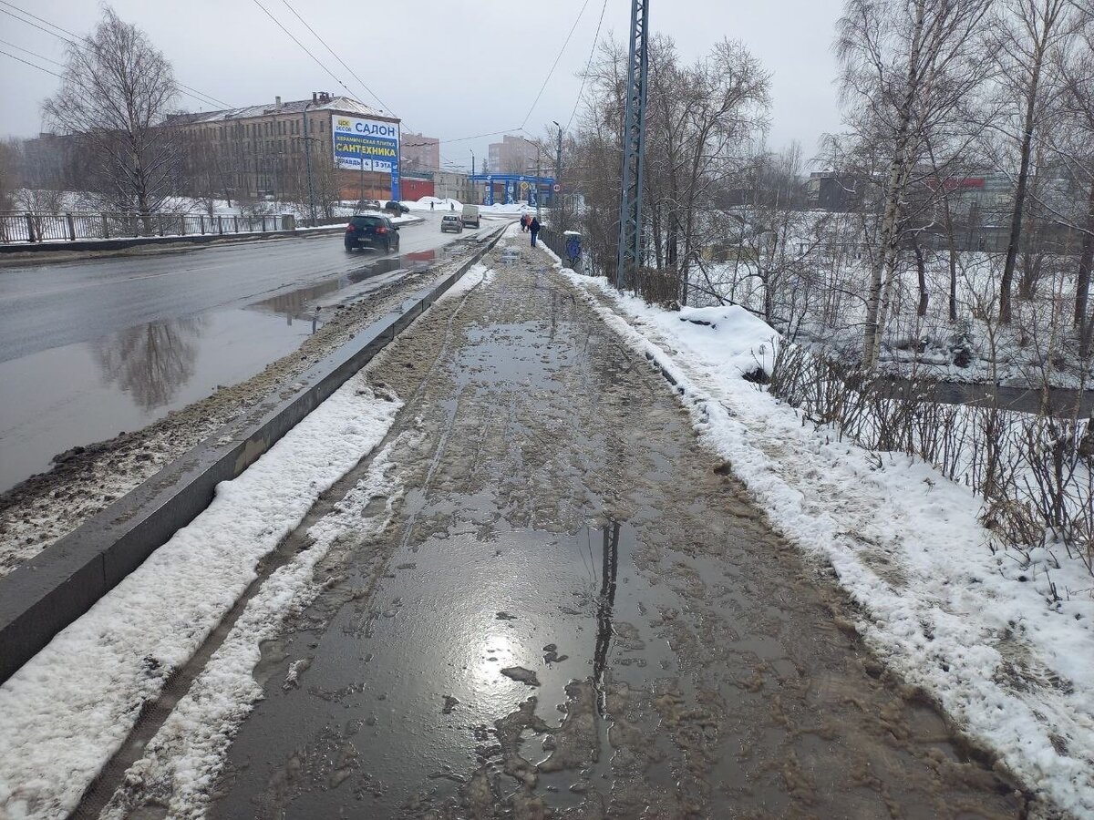    Лужи растеклись по центру и окраине Петрозаводска"Фактор News"