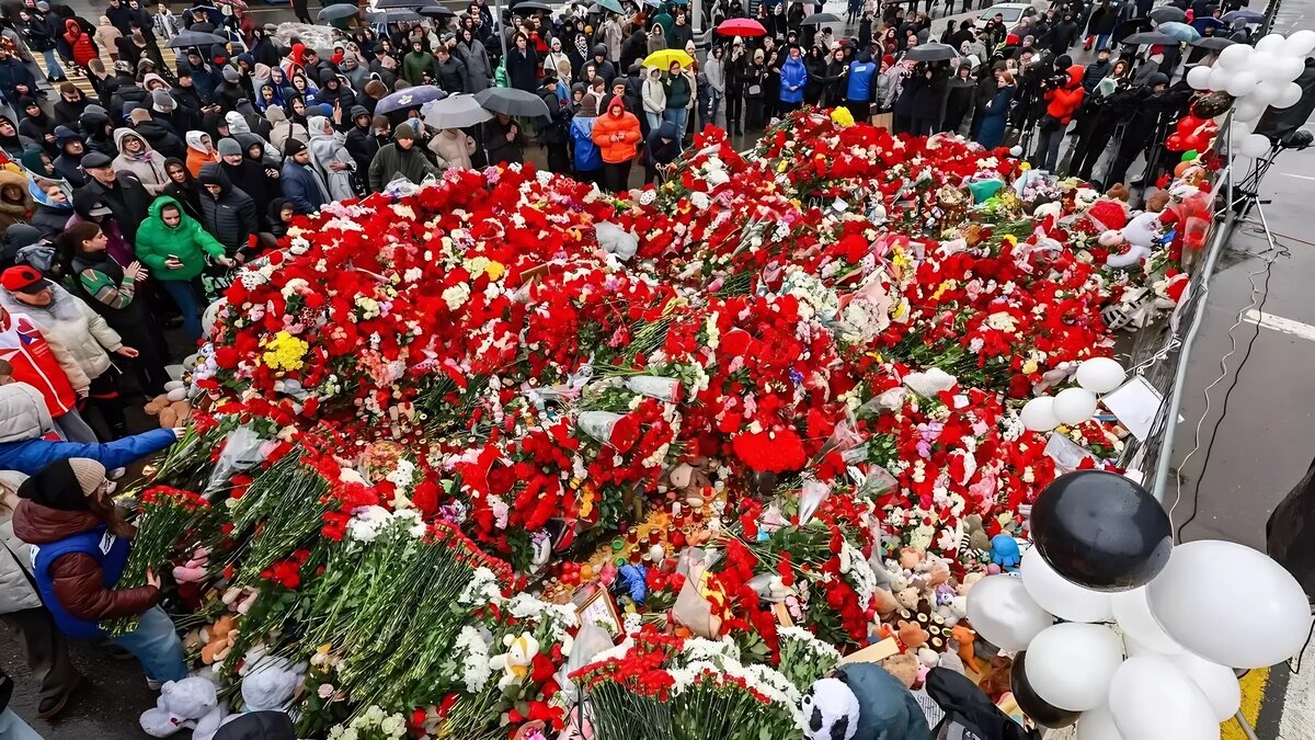     Российский бизнес проявил единство в стремлении оказать помощь пострадавшим в результате теракта в «Крокус сити холле» 22 марта, заявил глава Торгово-промышленной палаты (ТПП) РФ Сергей Катырин.