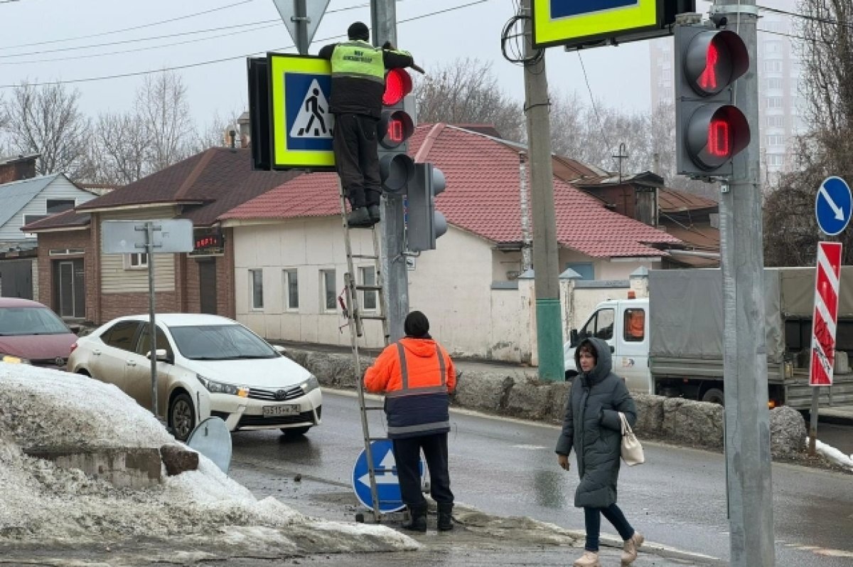    На ул. Володарского, 9 в Пензе на светофорах восстановлен трехцветный режим
