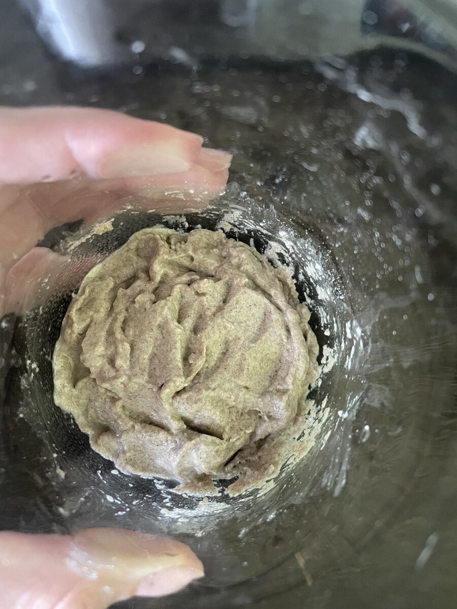 День 1. Начало - перемешала муку с водой
