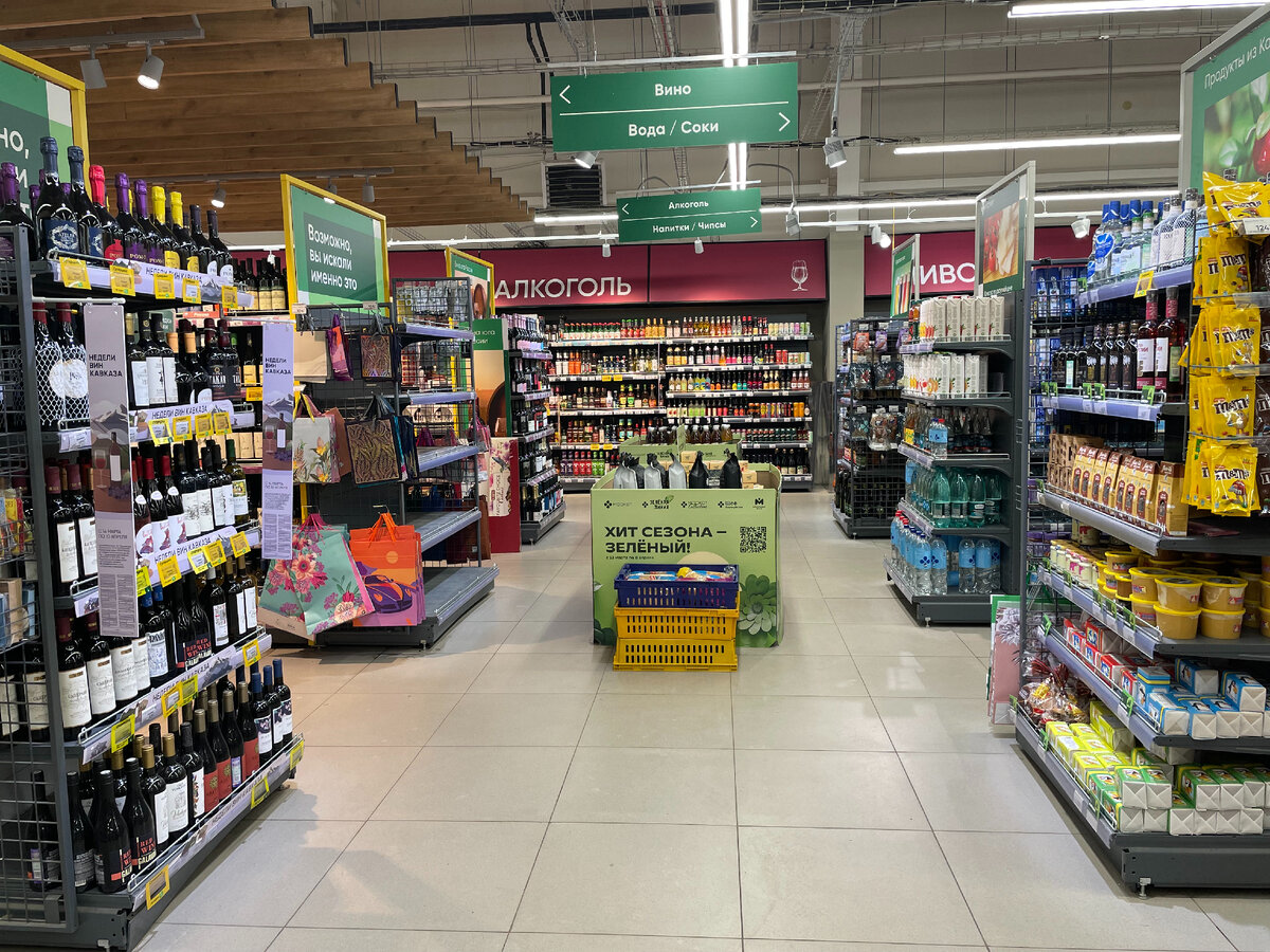 Сейчас много говорят о мошенниках, которые обманывают честных граждан. Мне всегда казалось, что лучше всего  не вступать в контакт с мутными личностями и иметь дело только с серьезными организациями.