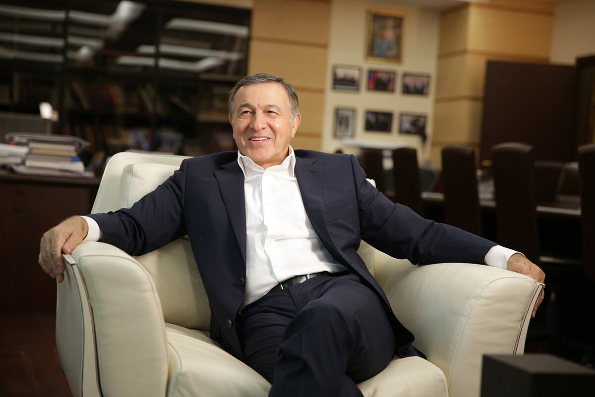 Азербайджанский миллиардер, владелец «Крокус Сити Холл» Араз Агаларов. Фото из открытых источников сети Интернета (Яндекс - картинки)