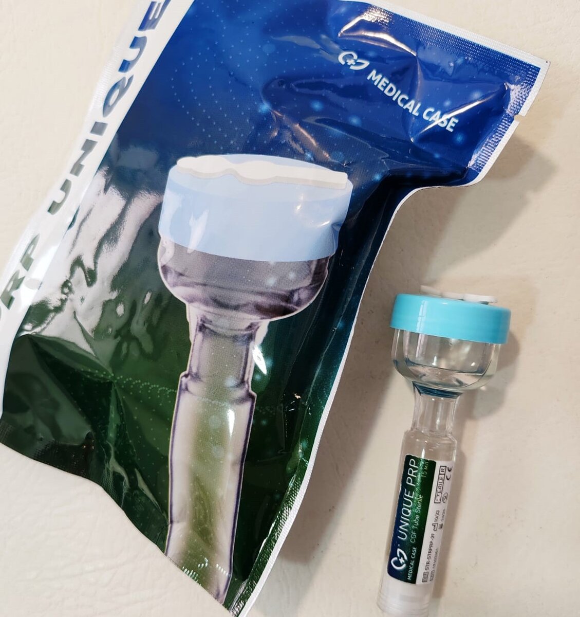 Пробирка для PRP - "песочные часы" с цитратом натрия и поршнем