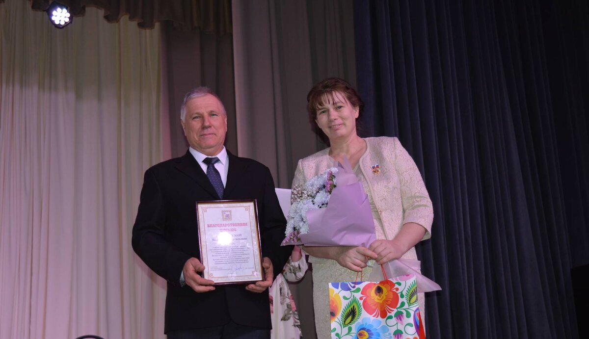 Валентина Стовпивская 30 лет назад на свадьбе пообещала мужу родить 15 детей