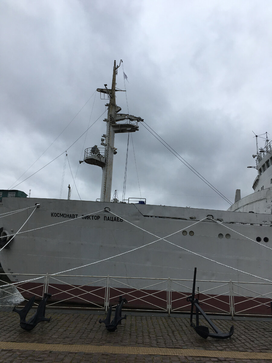 Набережная Петра Великого. Музей Мирового океана