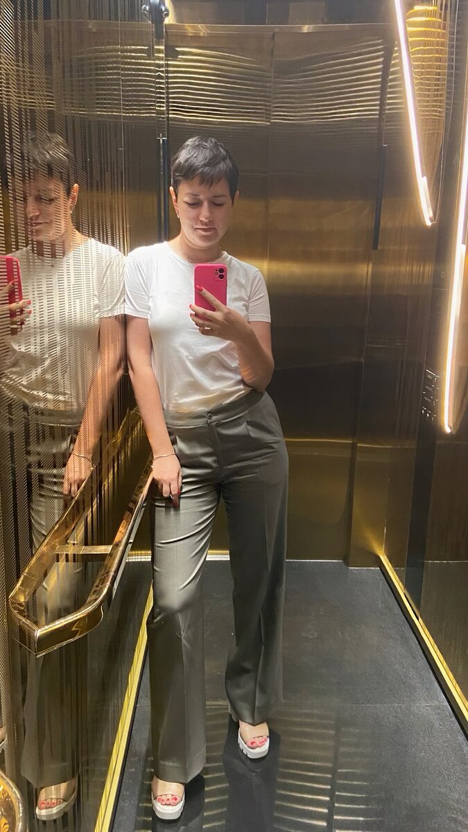 Выйти из дома в выглаженных вещах и прийти на работу помятой – люблю, умею, практикую 