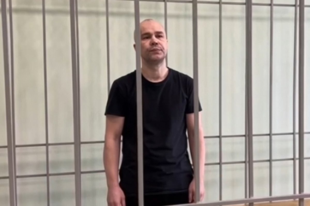    Михаил Привалихин.