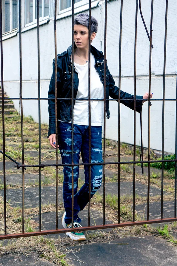 криминальные афоризмы. не хочется жить цитаты. цитаты про людей которые. сколько жизни в твоих днях. бывшие мешают жить.